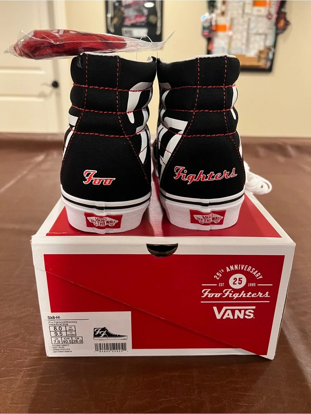 NIB Vans Sk8-Hi x Foo Fighters High Top Canvas Sneakers Black/White/Red US 8